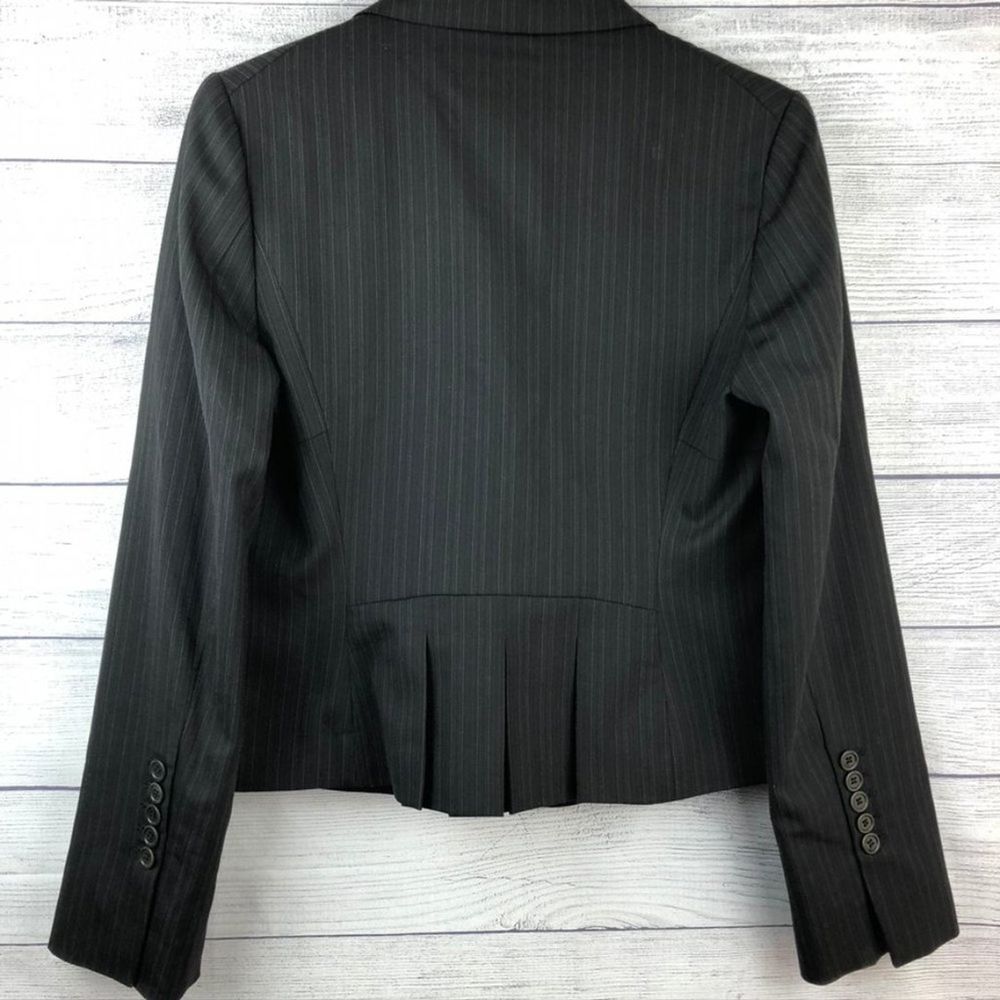 V BCBG Blazer Brown With Light Blue Pinstripes S - Picture 2 of 8